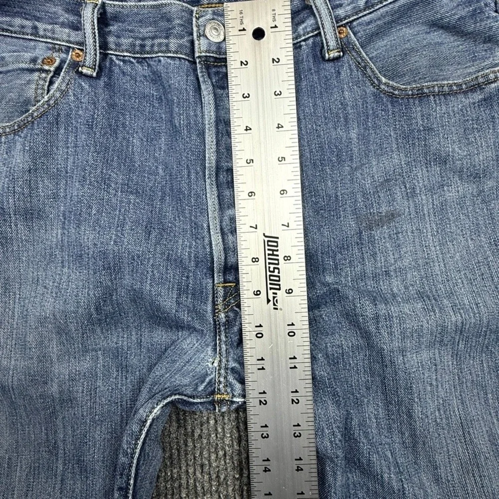 Levis note see